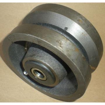 V-BELT PULLEY 4&#034; DIAMETER 2&#034; WIDE BEARING GREASE FITTING