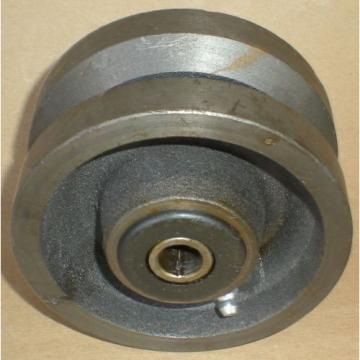 V-BELT PULLEY 4&#034; DIAMETER 2&#034; WIDE BEARING GREASE FITTING